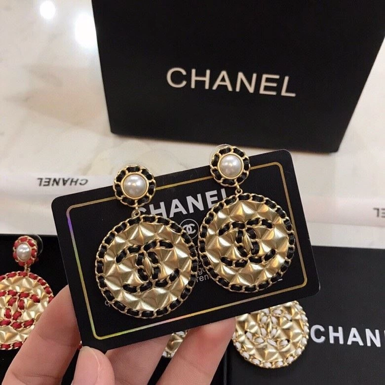 Supportive Chanel Earrings 224294