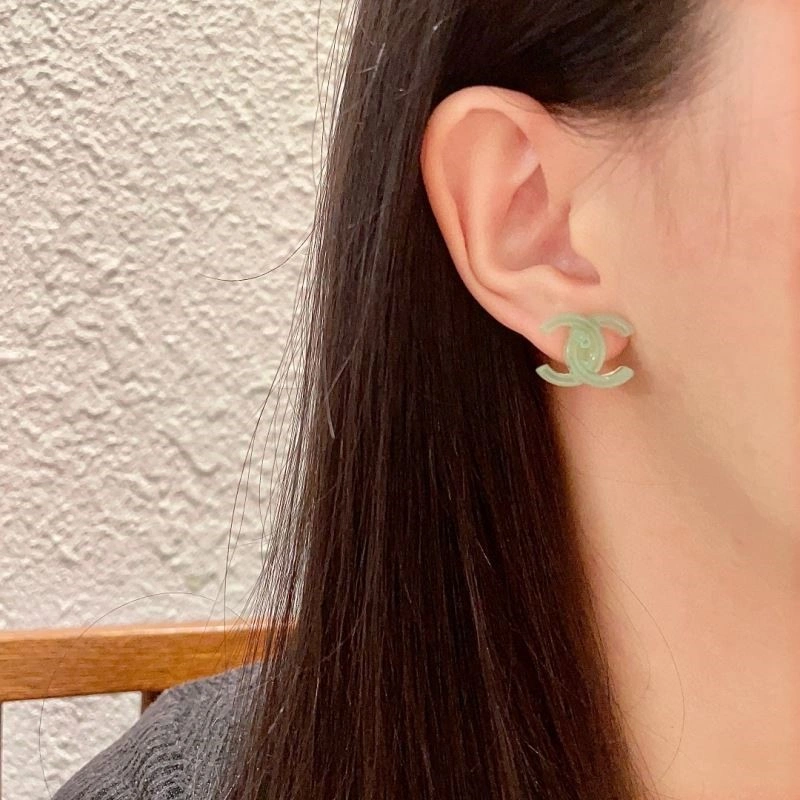 Supportive Chanel Earrings 224323