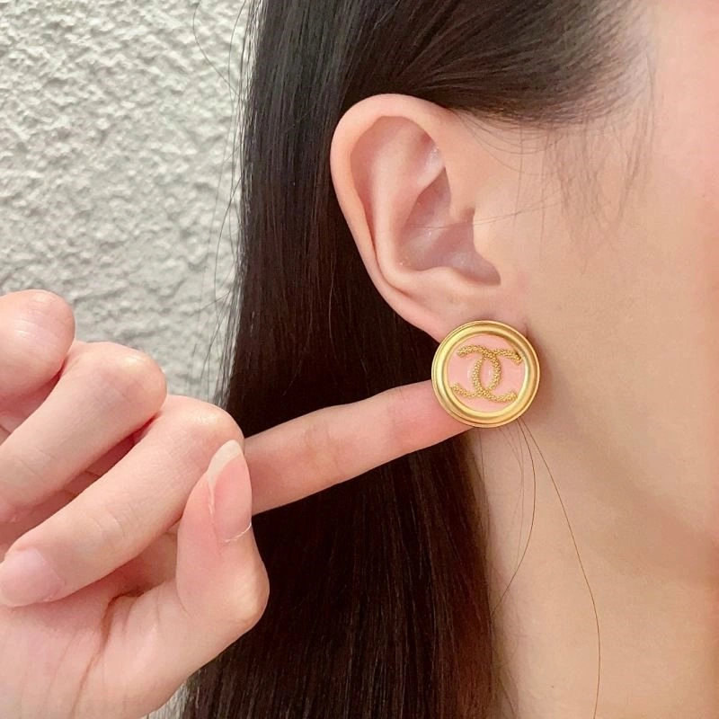 Chanel Earrings Stylish 224280