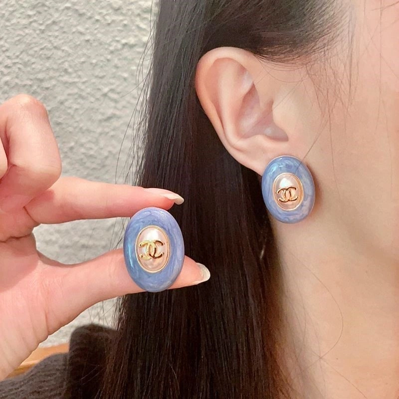 Vibrant Chanel Earrings 224268