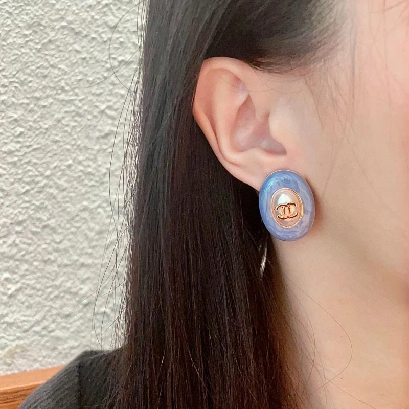 Vibrant Chanel Earrings 224268
