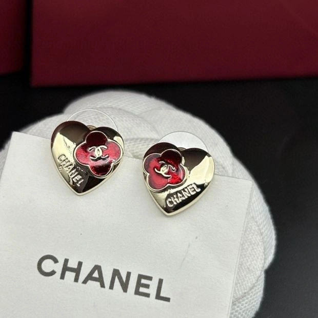 Chanel Earrings EyeCatching 224263