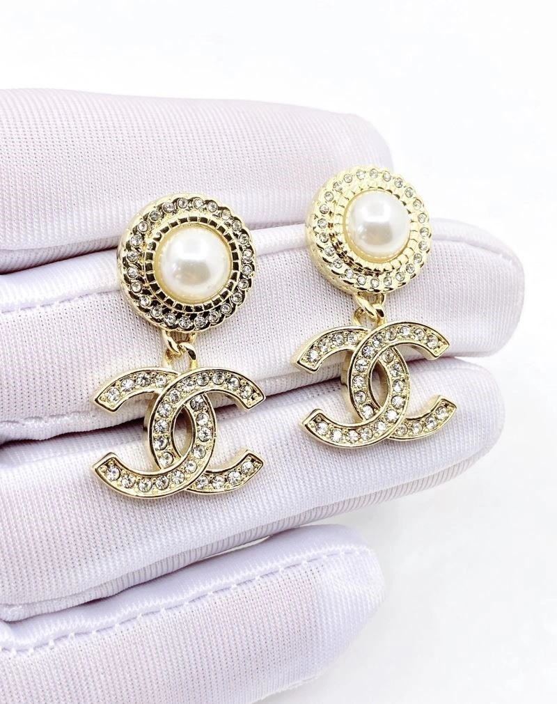TechFriendly Chanel Earrings 224255
