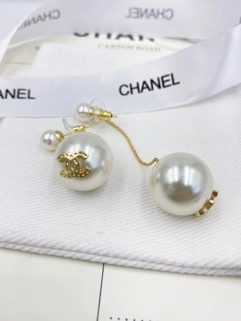 Chanel Earrings Sleek 224265