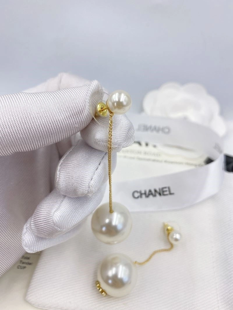 Chanel Earrings Sleek 224265