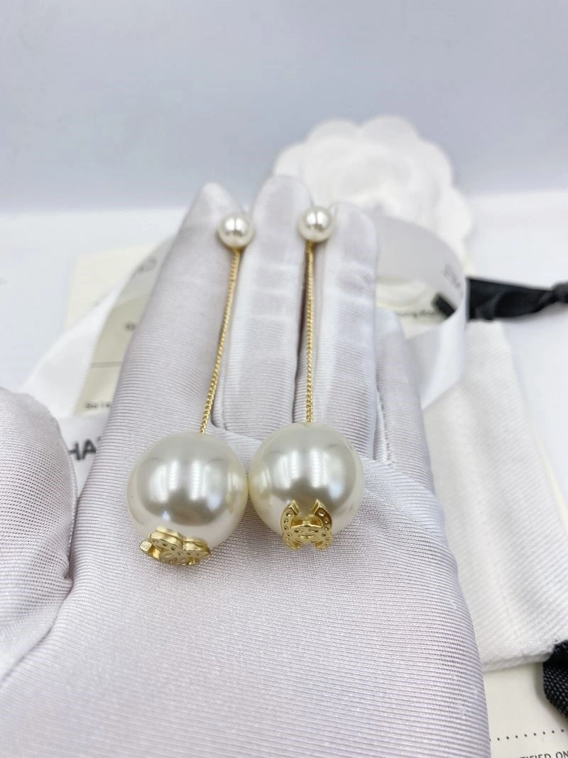 Chanel Earrings Sleek 224265