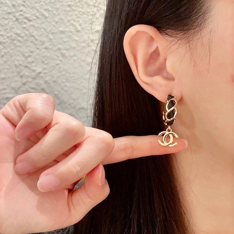 Trendsetting Chanel Earrings 224296