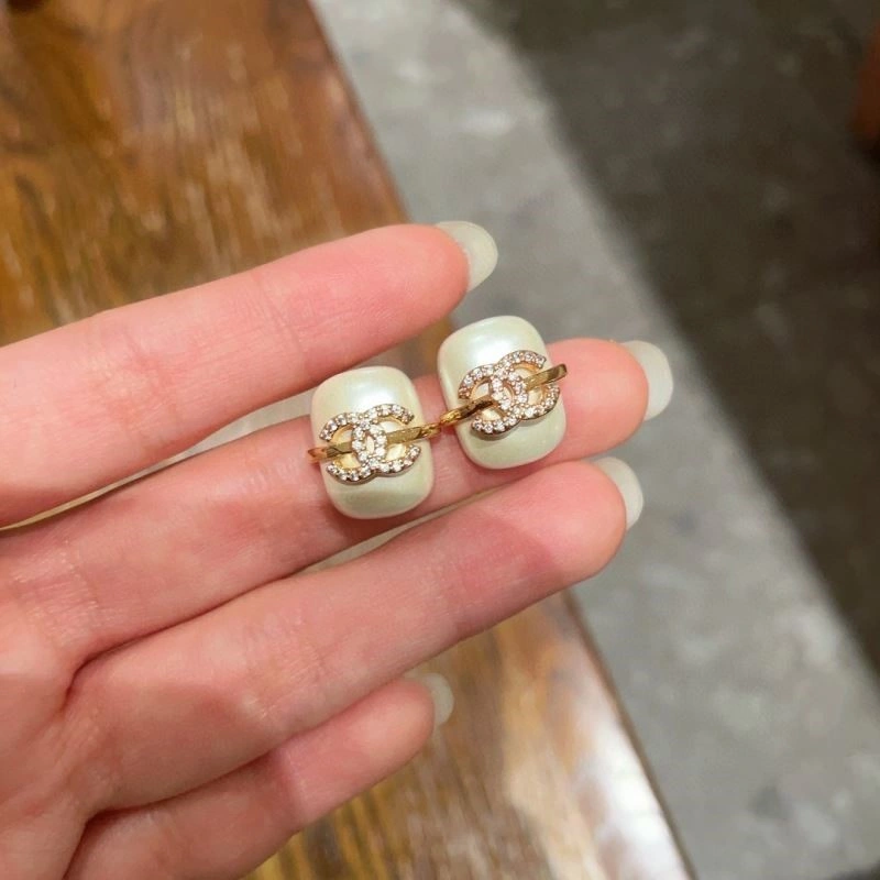 Chanel Earrings HighPerformance 224230