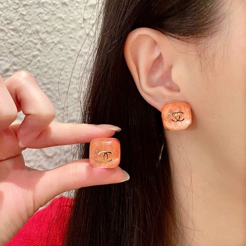 MoistureWicking Chanel Earrings 224242