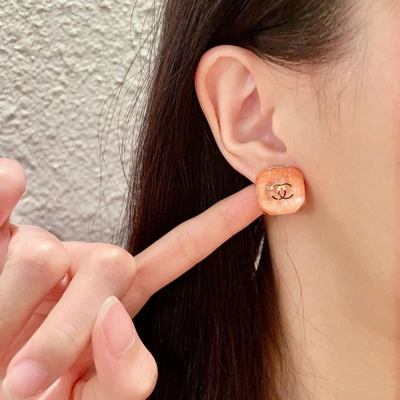 MoistureWicking Chanel Earrings 224242