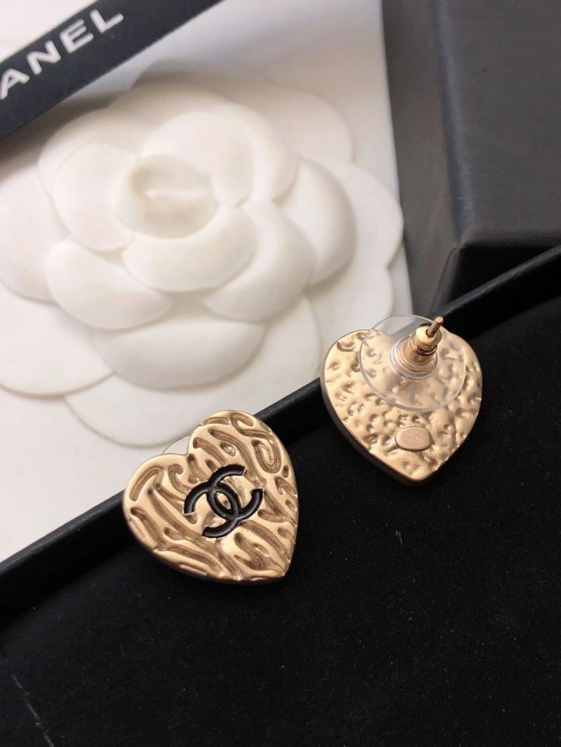 Chanel Earrings EyeCatching 224204
