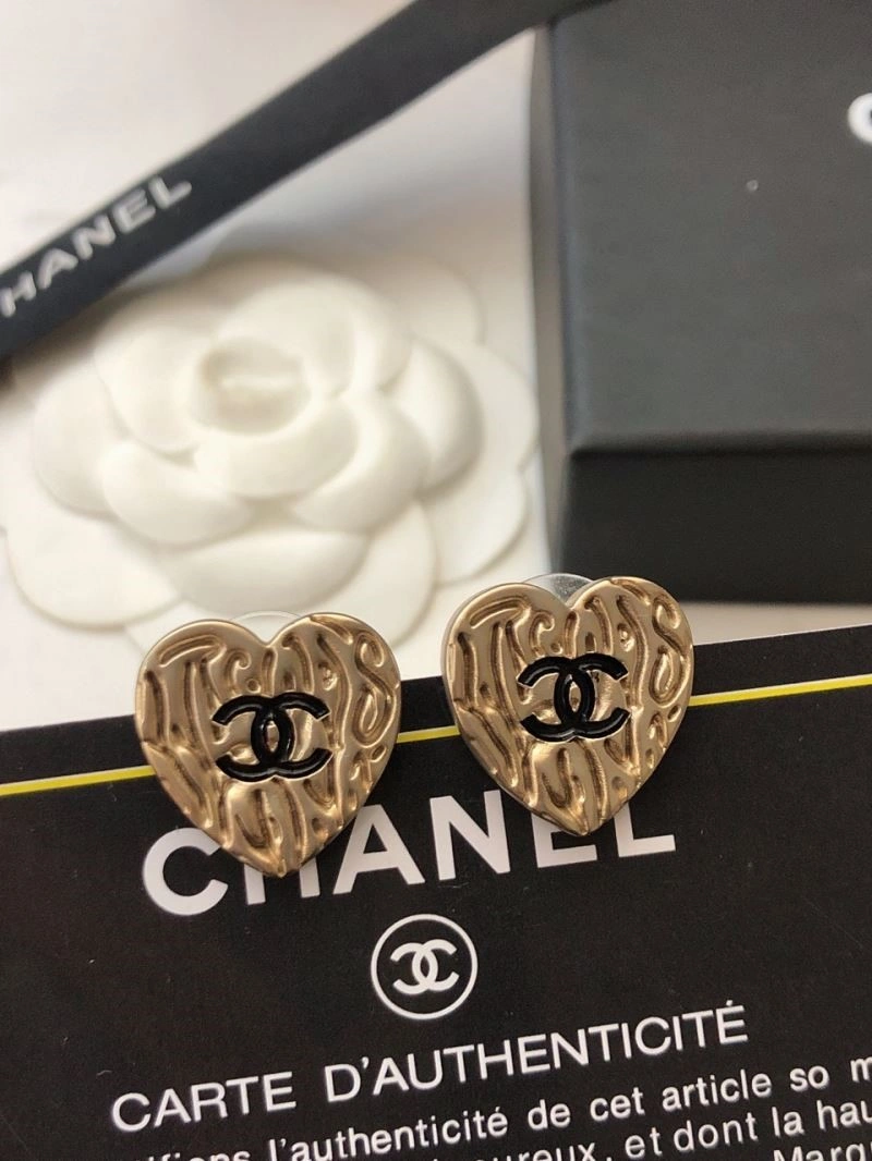 Chanel Earrings EyeCatching 224204