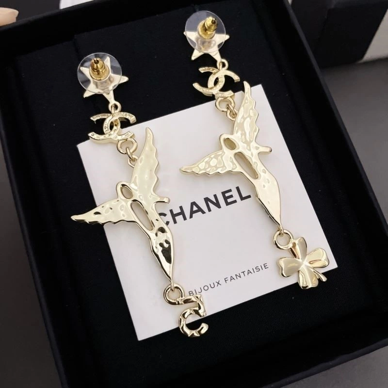 Comfortable Chanel Earrings 224214