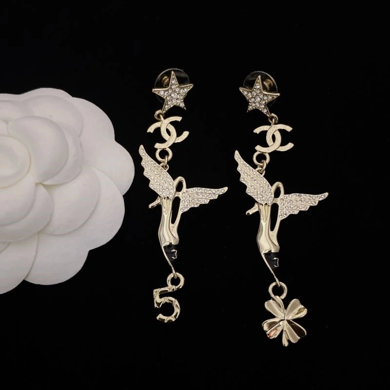 Comfortable Chanel Earrings 224214
