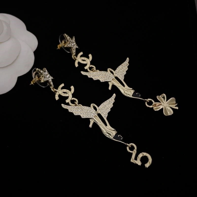 Comfortable Chanel Earrings 224214
