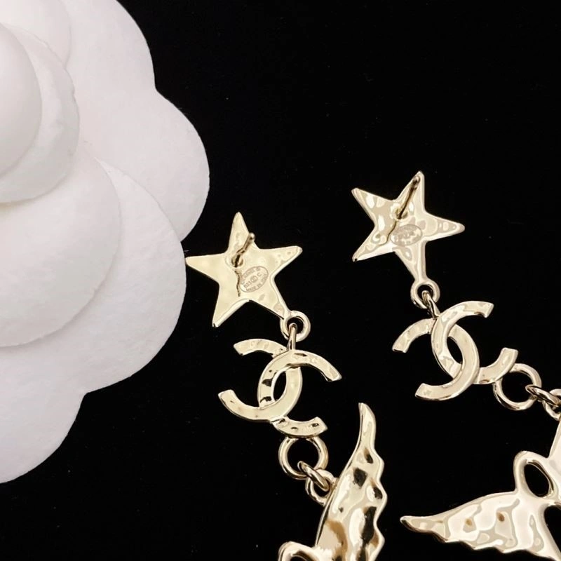 Comfortable Chanel Earrings 224214