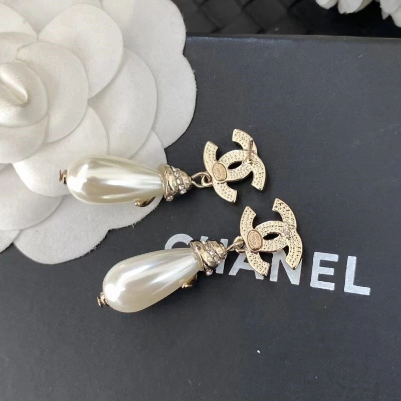 Chanel Earrings ComfortFit 224251