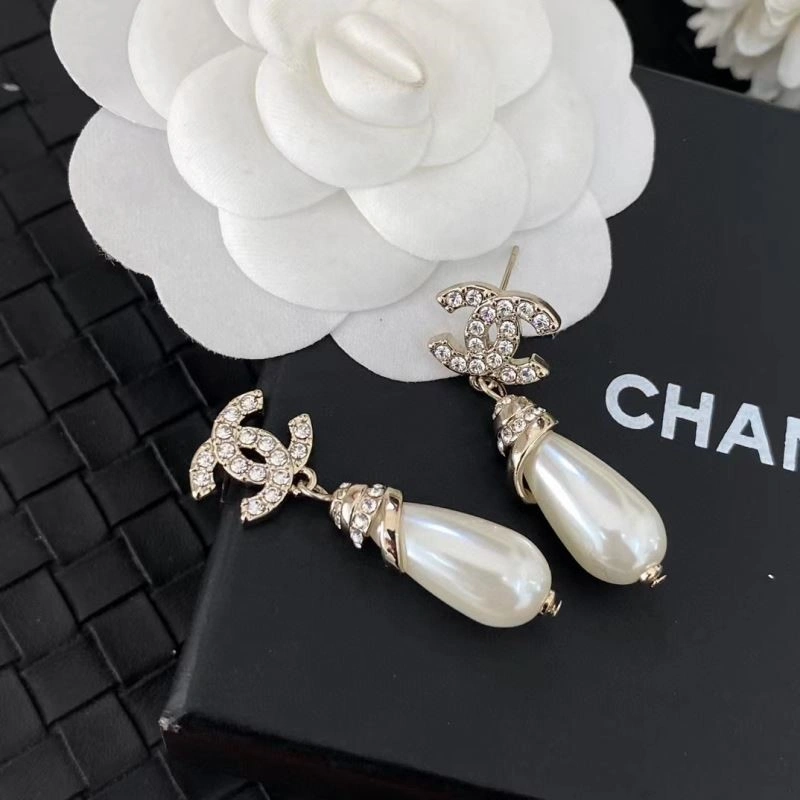 Chanel Earrings ComfortFit 224251
