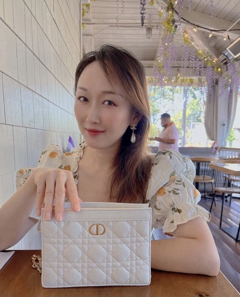 Chanel Earrings ComfortFit 224251