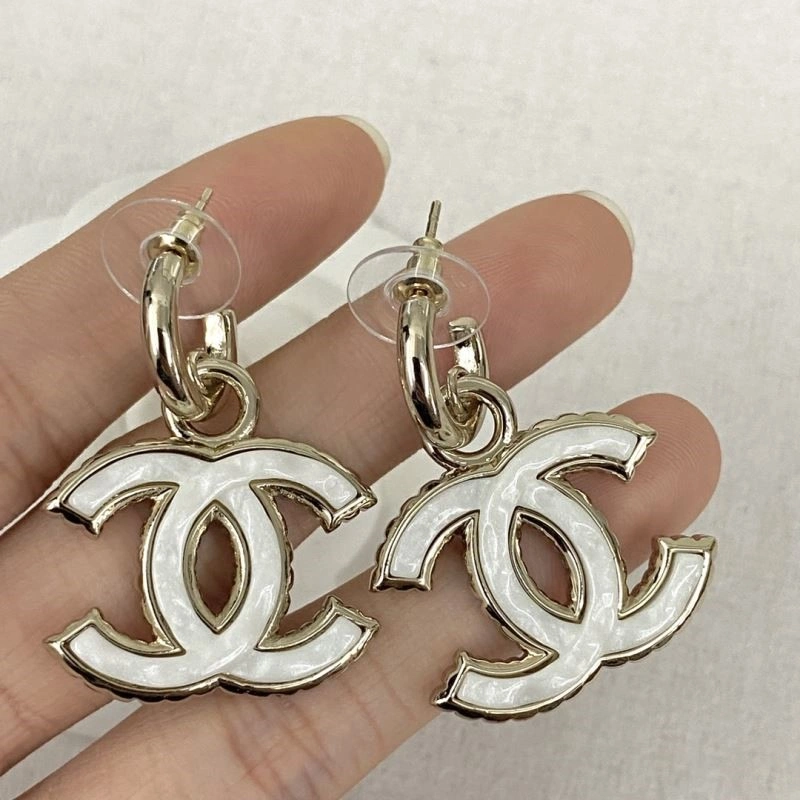 Minimalist Chanel Earrings 224195