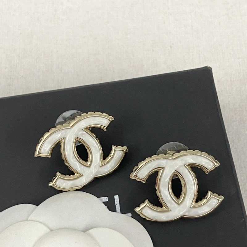 Chanel Earrings Fashionable 224202