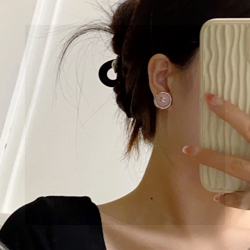 Chanel Earrings Durable 224192
