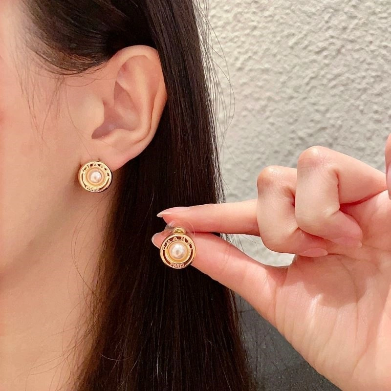 NewStyle Chanel Earrings 224193