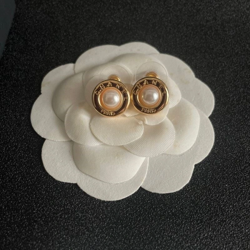 NewStyle Chanel Earrings 224193