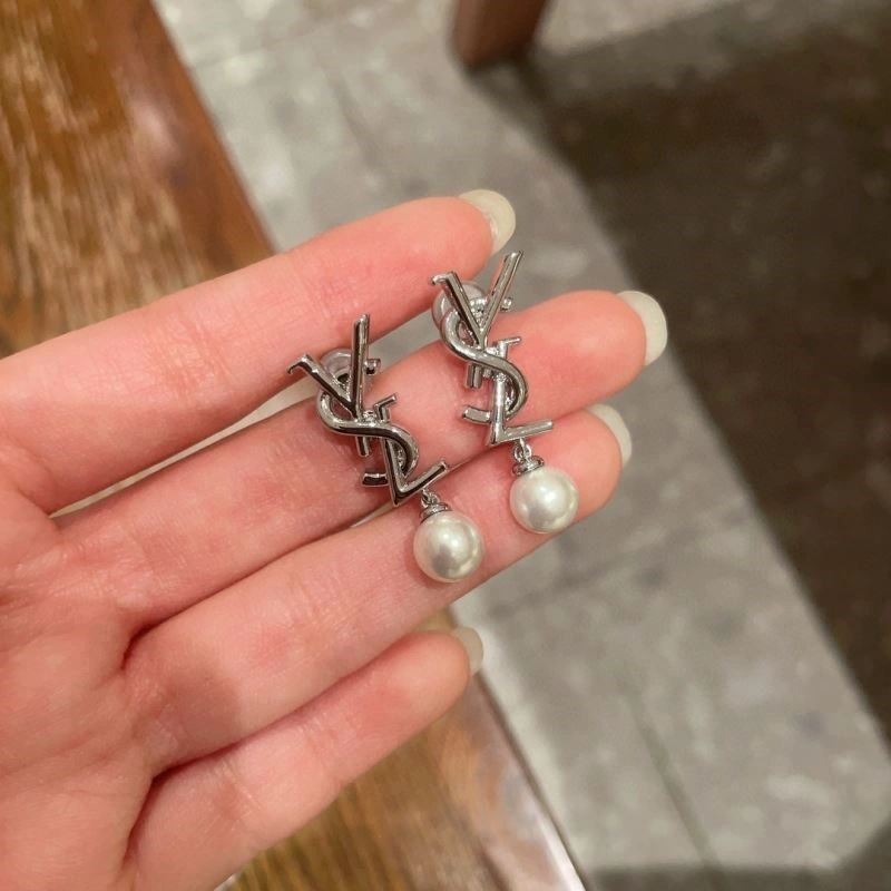 FlexibleFit Chanel Earrings 224171