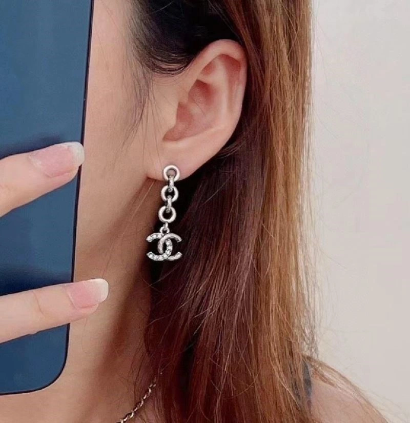 HighPerformance Chanel Earrings 224167