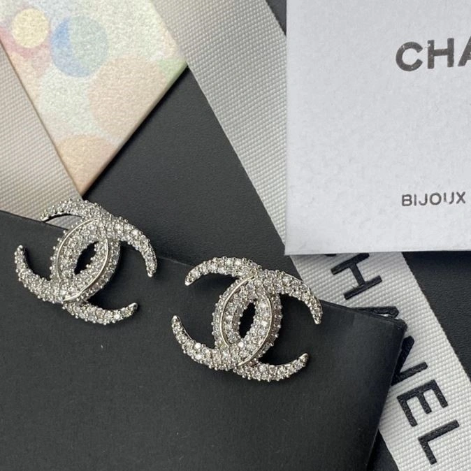 Chanel Earrings RelaxedFit 224211