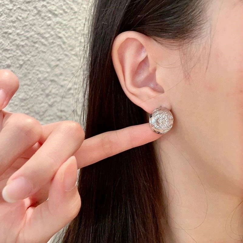 Supportive Chanel Earrings 224209