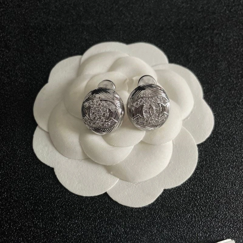 Supportive Chanel Earrings 224209
