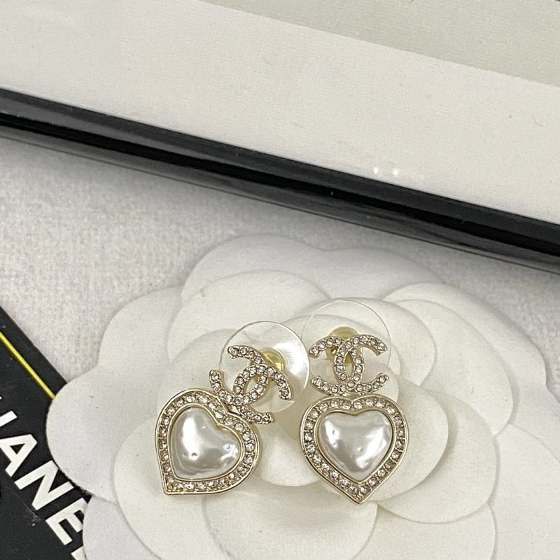 Stretchable Chanel Earrings 224123