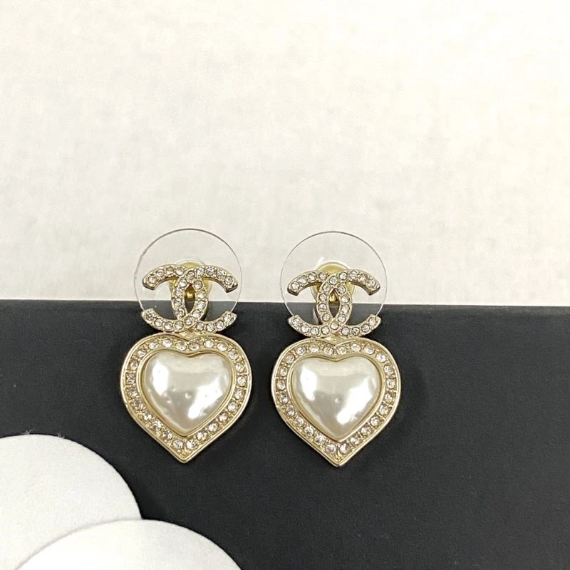 Stretchable Chanel Earrings 224123