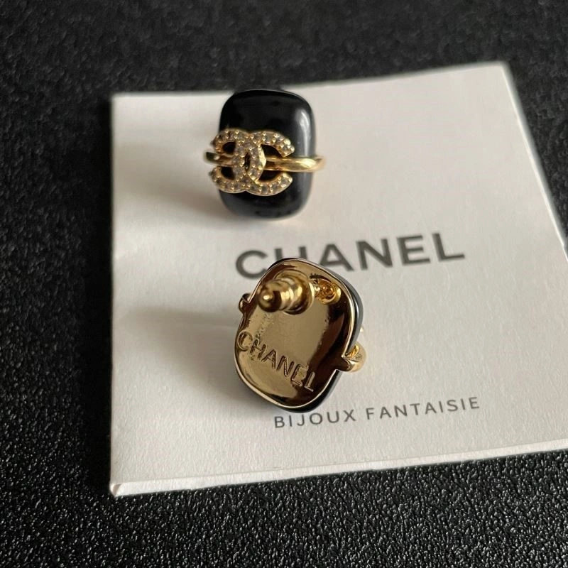 Chanel Earrings MultiPurpose 224143