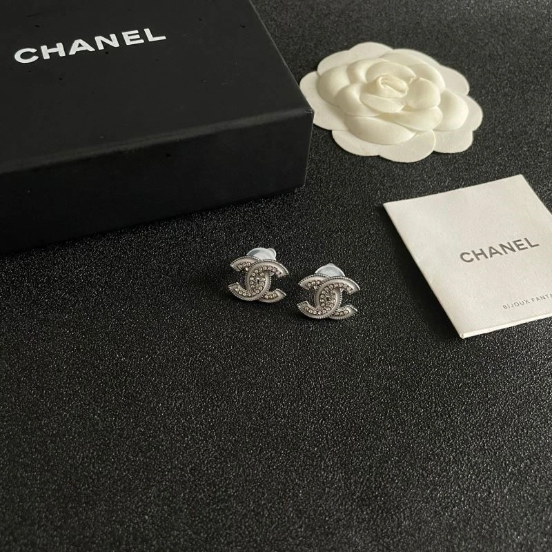 WrinkleFree Chanel Earrings 224127