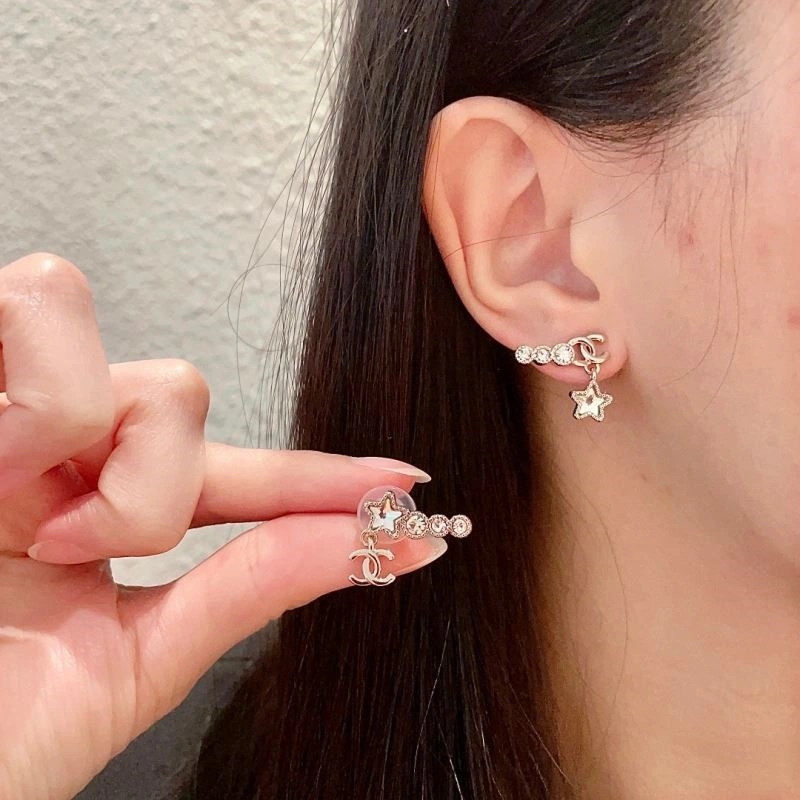 Chanel Earrings Flexible 224137