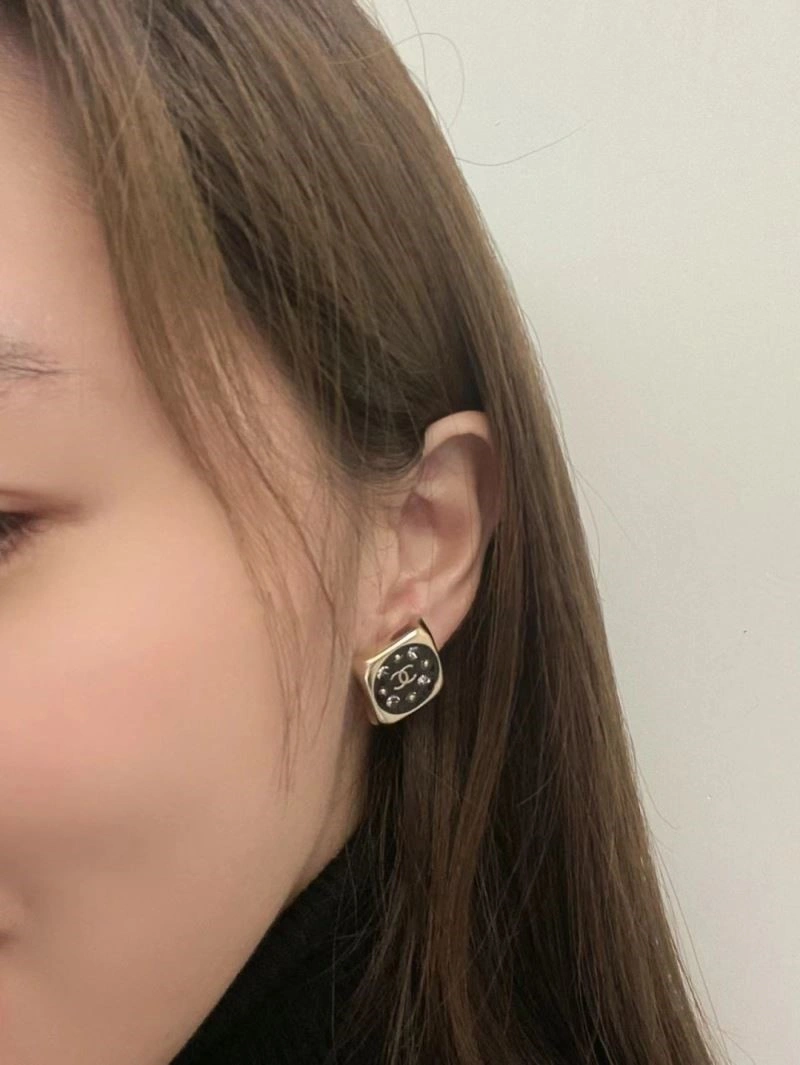 HighQuality Chanel Earrings 224110