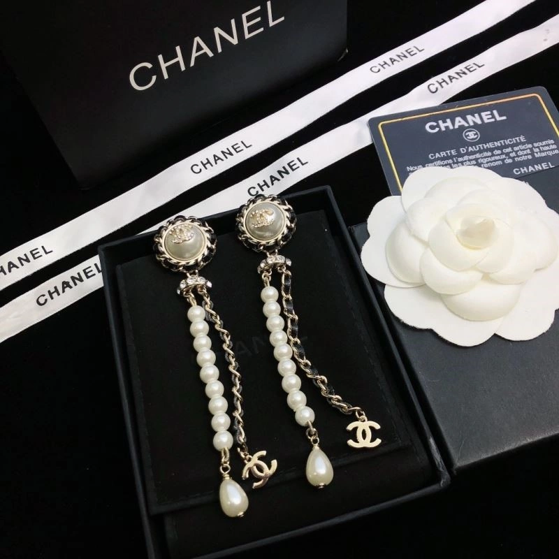 Popular Chanel Earrings 224120