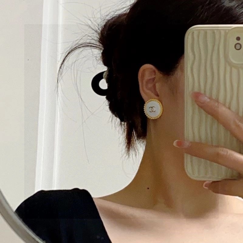 Chanel Earrings Functional 224108