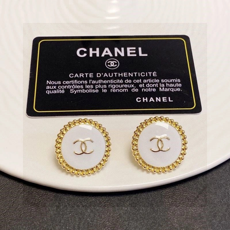 Chanel Earrings Functional 224108