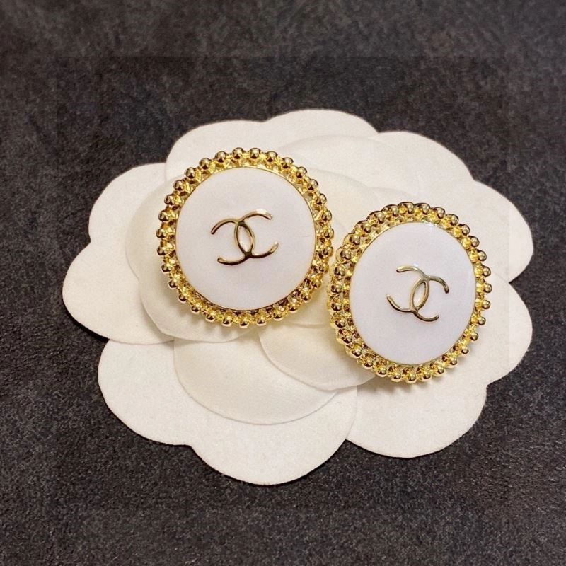Chanel Earrings Functional 224108