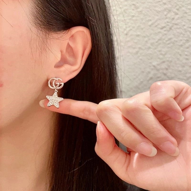 Chanel Earrings Comfortable 224116