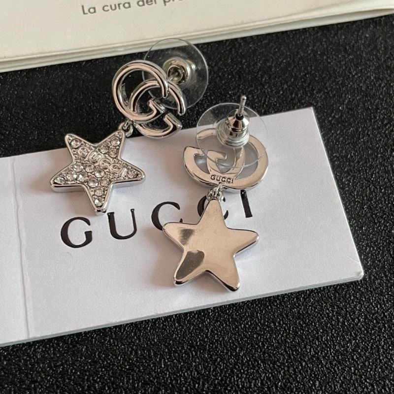 Chanel Earrings Comfortable 224116