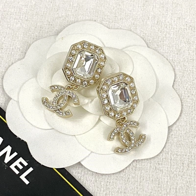 Cozy Chanel Earrings 224081