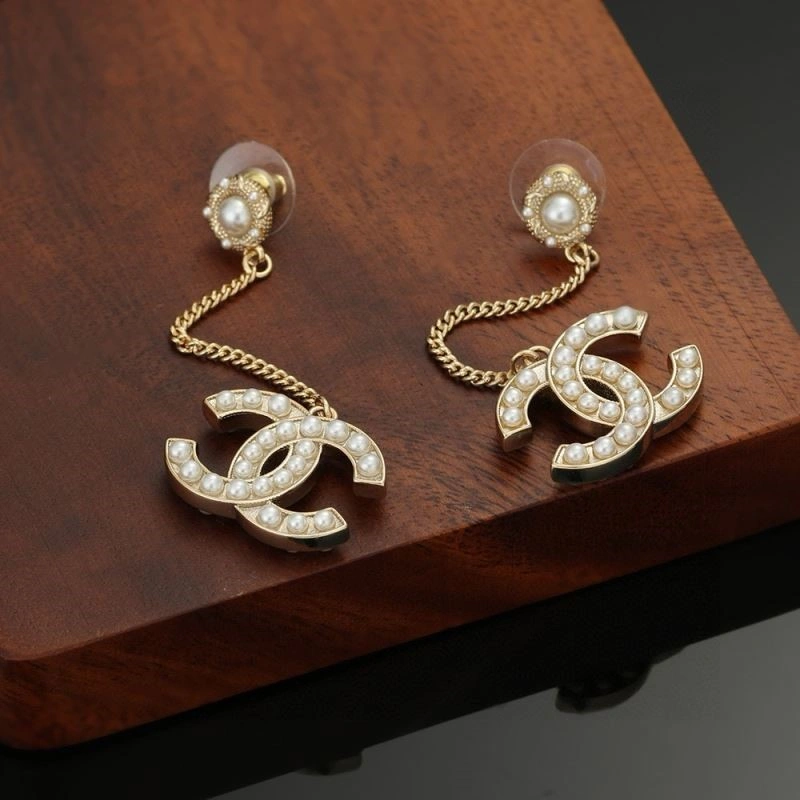 Chanel Earrings Attractive 224141