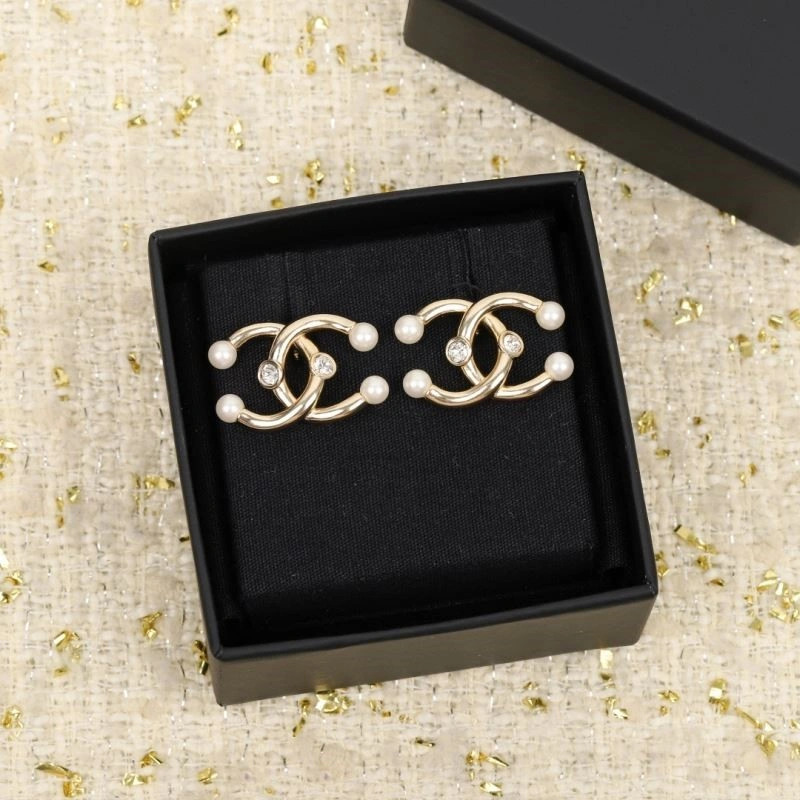 Durable Chanel Earrings 224085