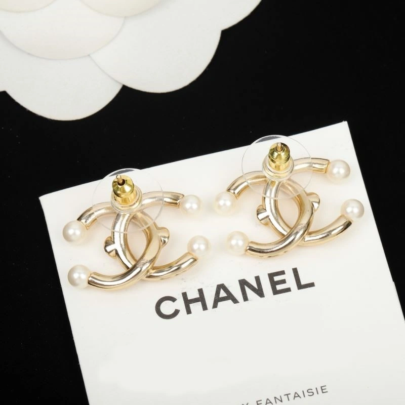 Durable Chanel Earrings 224085