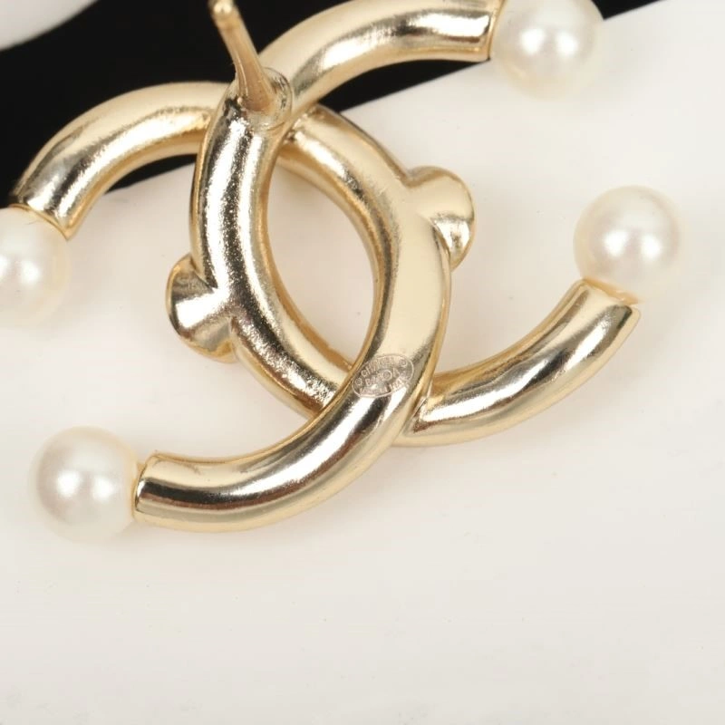 Durable Chanel Earrings 224085